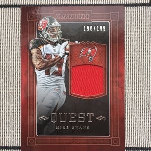Panini Mike Evans Quest Jersey Football Card